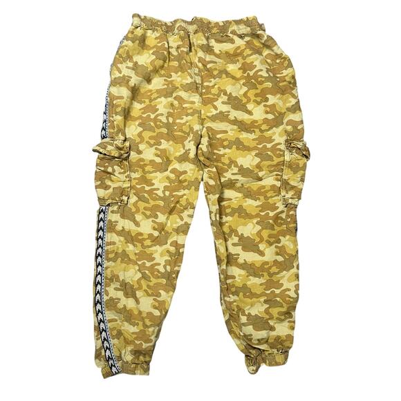 Sundance Camo Linen Blend Cropped Cargo Pants - Picture 2 of 5